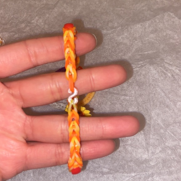 3 RAINBOW LOOM BRACELETS - Picture 5 of 8